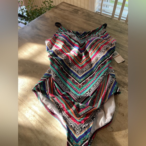 Cute Multi-Colored Jantzen One Piece Bathing Suit. Size 12, NWT - Picture 3 of 10